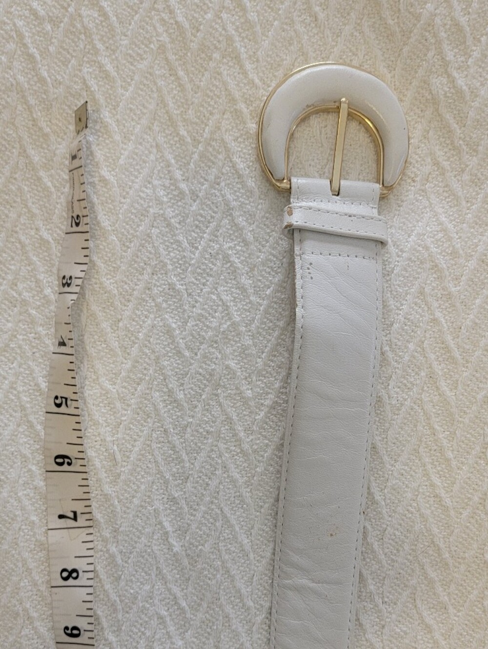 Vintage LIZ CLAIBORNE White Leather Belt with Gold Crescent Enamel Buckle